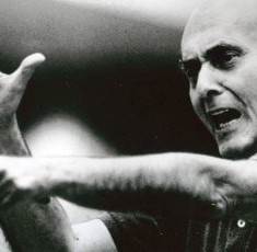 Sir Georg Solti conducting feature image credit Clive Barda London Records