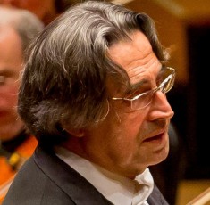 Riccardo Muti listens to the Chicago Symphony as he conducts Schubert's Ninth Symphony, March 2014. (Todd Rosenberg)