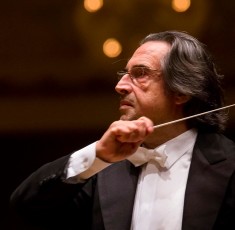 Riccardo Muti conducts the Chicago Symphony Orchestra in Debussy and Tchaikovsky Sept. 25, 2014. (Todd Rosenberg)