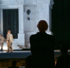 Director Robert Falls watches a 'Don Giovanni' rehearsal from the audience perspective. (Andrew Cioffi)