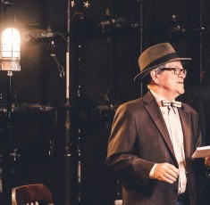 The Northlight season opens with 'Funnyman,' about the life of a fading vaudeville comic. (Joe Mazza)